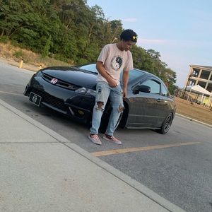 Meet your Posher, Jj